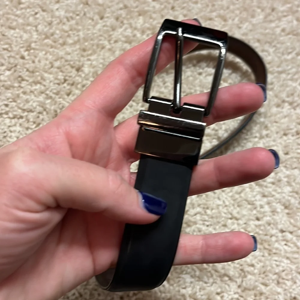 Reversible leather belt